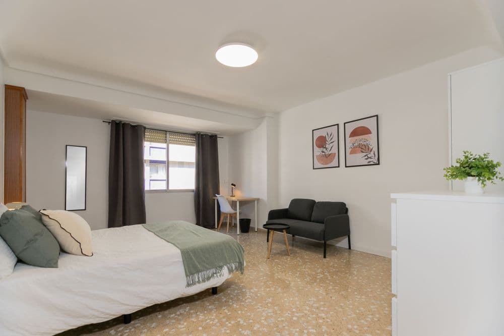 Room in Valencia
