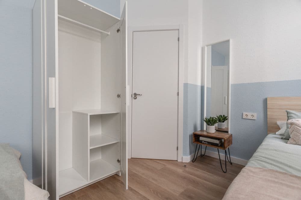 Shared room in Madrid photo 3