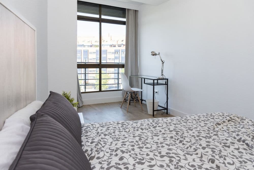 Private room in Madrid photo 2