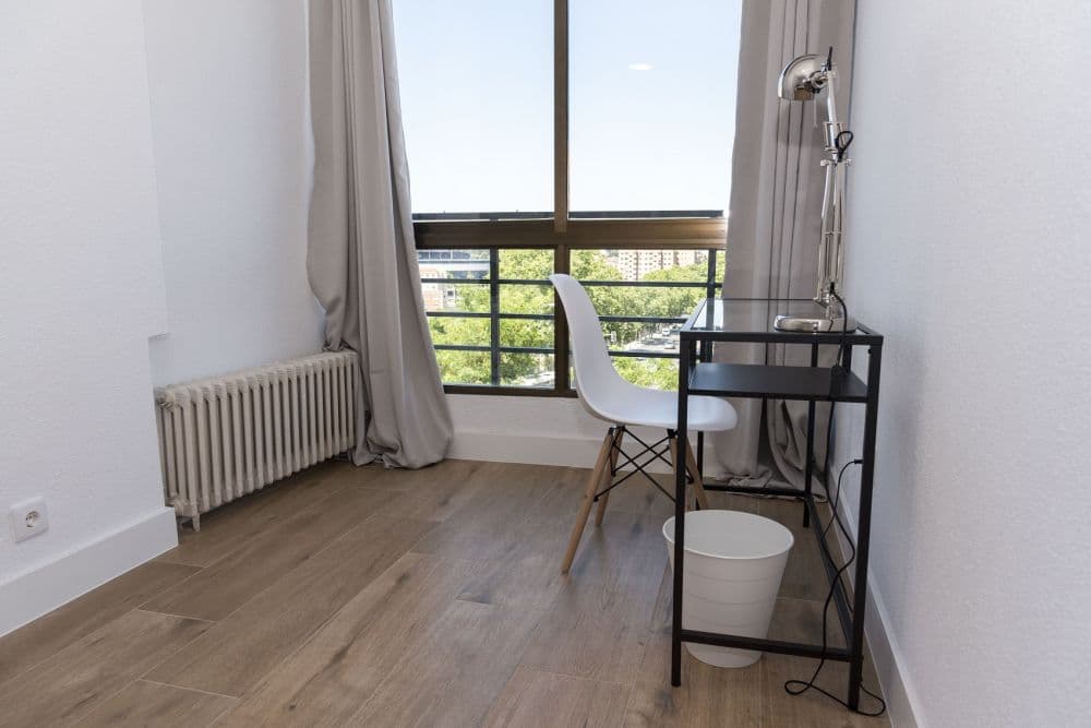 Private room in Madrid photo 5
