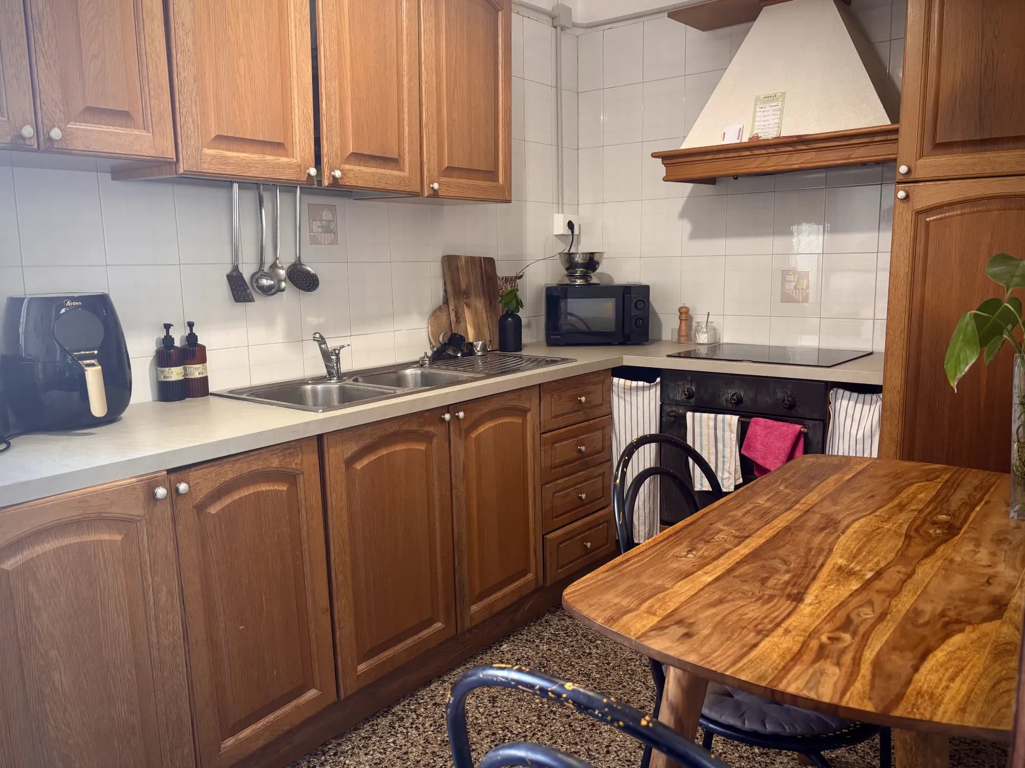 Kitchen 1