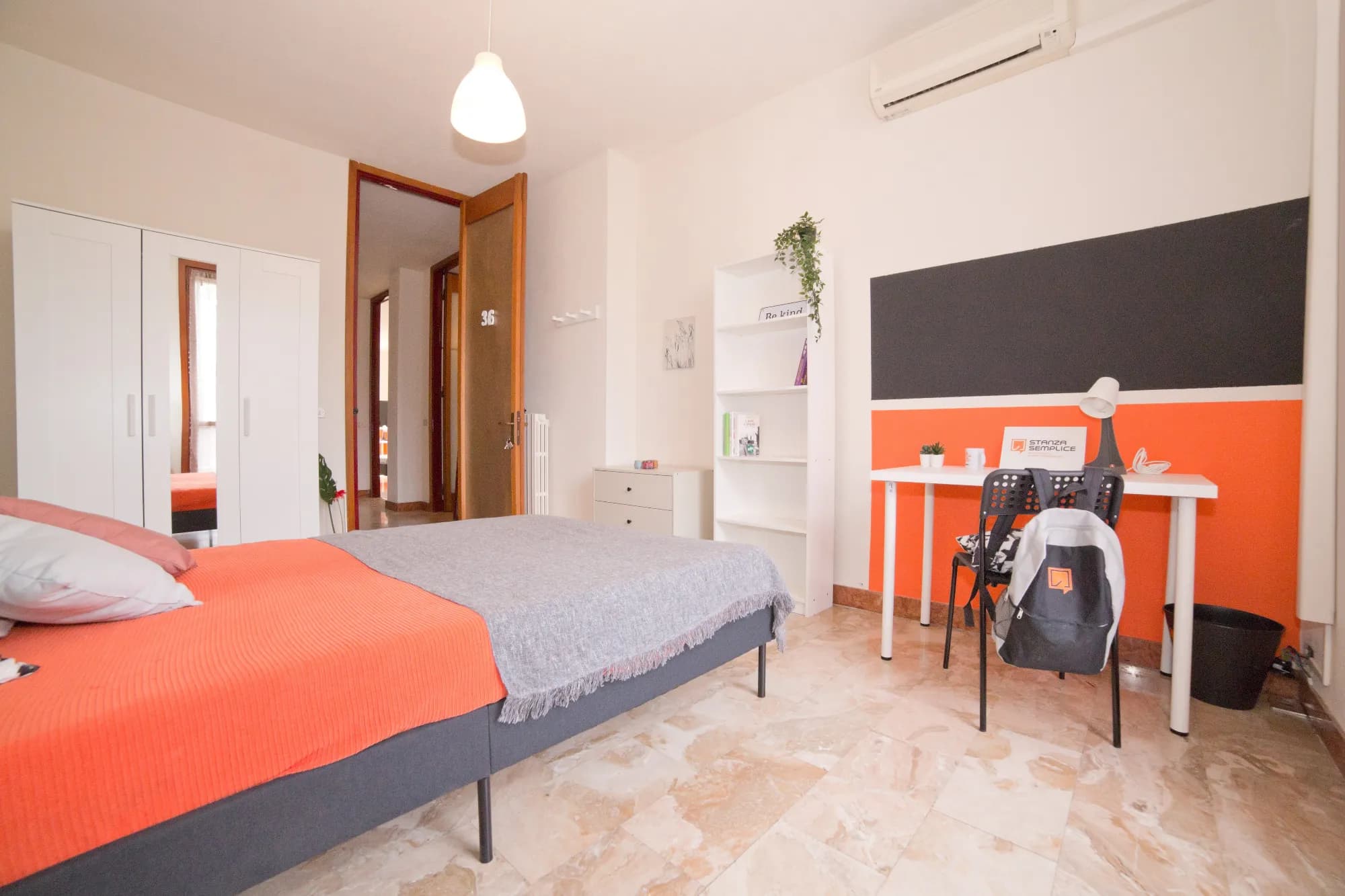 Habitación privada en Lecco photo 3