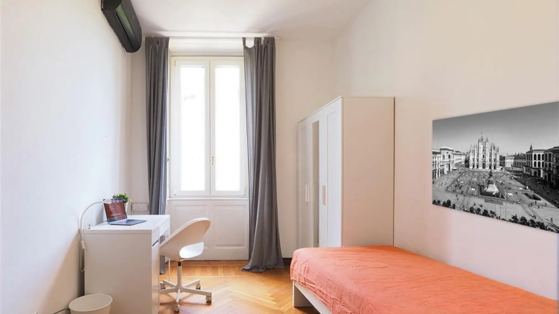 Private room in Milan photo 4