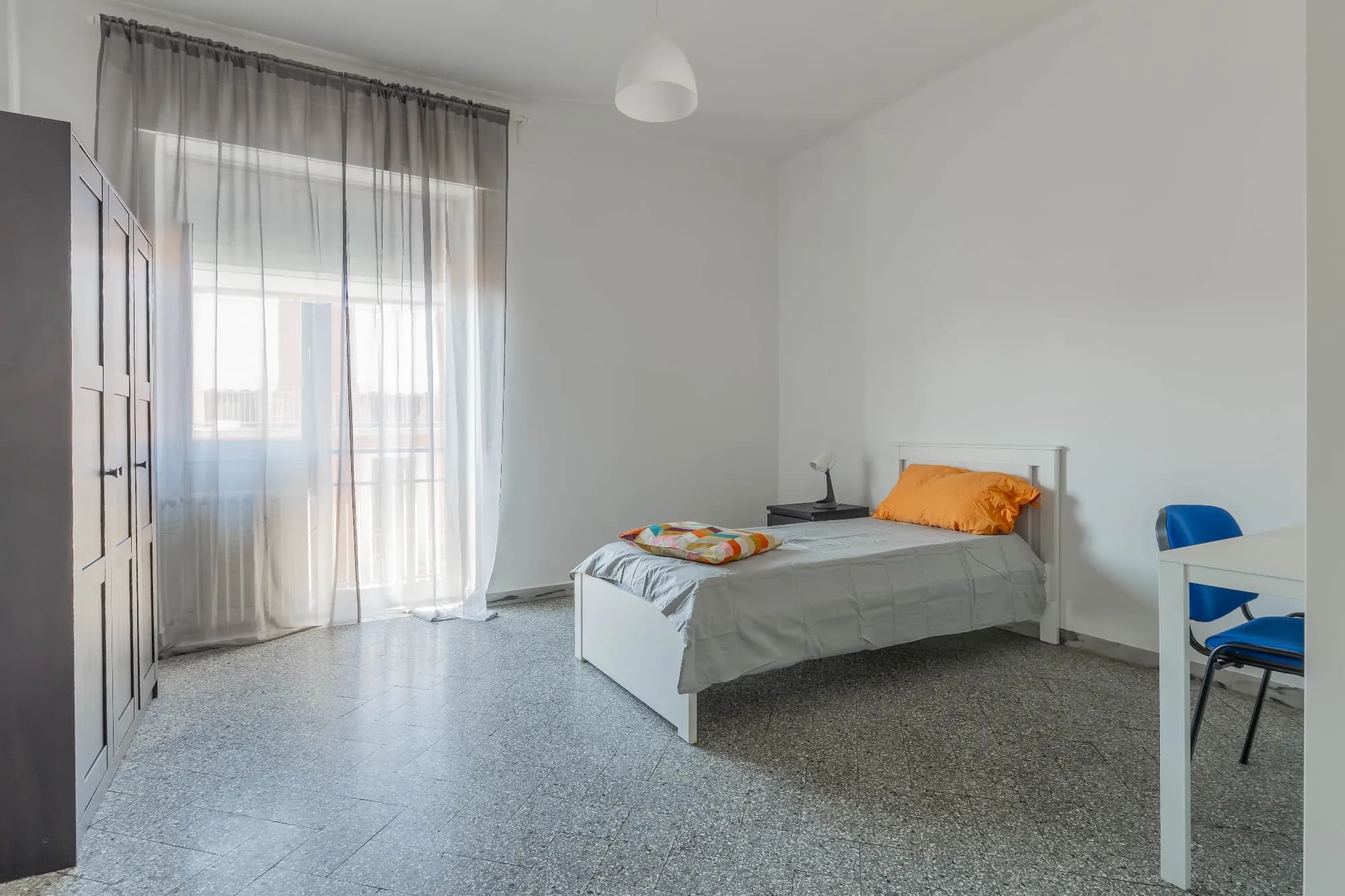 Room in Bari